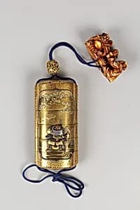 Case (Inrō) with Design of Daimyo Seated on a Platform (obverse); Warrior Reading a Scroll (reverse) by Unknown Artist
