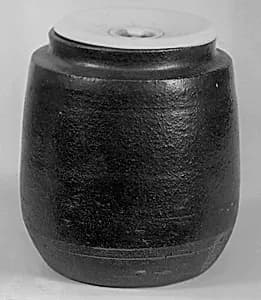 Tea jar by Unknown Artist