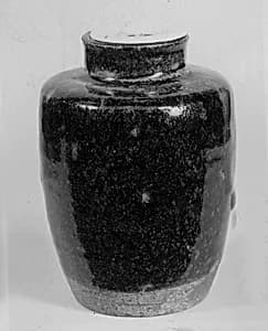 Tea jar by Unknown Artist