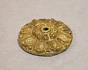 Ornament: pyxis lid by Unknown Artist
