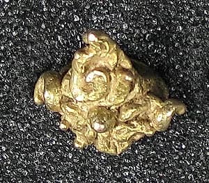 Earring with Foliate Decoration by Unknown Artist