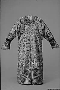 Twelve-Symbol Robe for Imperial Woman by Unknown Artist