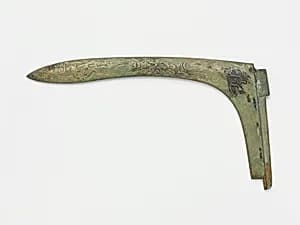Dagger-axe blade (ge) by Unknown Artist