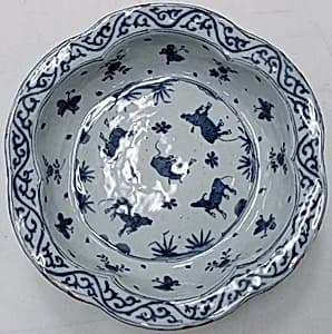 Dish with Decoration of Oxen and Cherry Blossoms by Unknown Artist