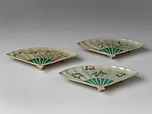 Set of three dishes in the shape of fans by Unknown Artist