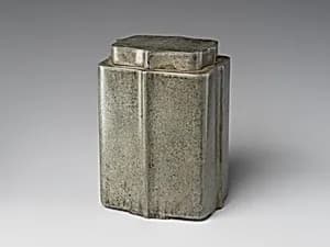 Pair of inscribed tea caddies by Shen Cunzhou