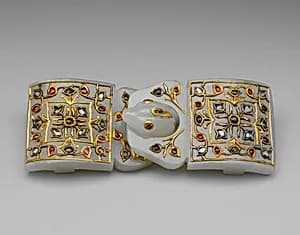 清中期 痕都斯坦風格鑲金嵌寶玉帶扣|Belt buckle by Unknown Artist