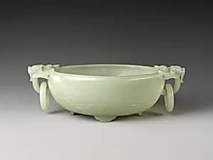 清 玉雕萬年長青碗|Bowl with sacred lily by Unknown Artist