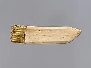 商 包金玉戈|Ceremonial dagger-ax (Ge) by Unknown Artist