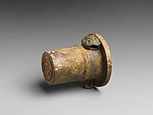 東周 青銅車軎|Chariot axle cap with pin by Unknown Artist