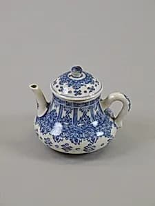 Ewer with floral pattern by Unknown Artist