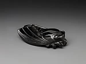 清中期 煙晶蟬擺件|Figure of a cicada by Unknown Artist
