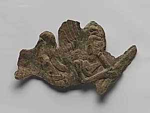 石雕飛天伎楽像（殘片）|Flying celestial (apsara) fragment by Unknown Artist
