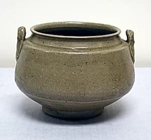 唐 青釉瓷罐|Jar with loop handles by Unknown Artist