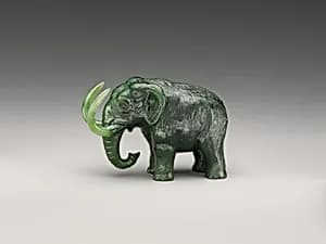 俄國 十九世紀 玉猛獁象|Miniature mammoth of Siberia by Unknown Artist