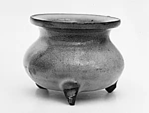 金／元 鈞窯天青釉小爐|Miniature tripod incense burner by Unknown Artist