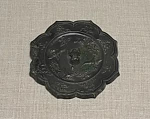 唐 花鳥紋銅鏡|Mirror with birds and flowers by Unknown Artist