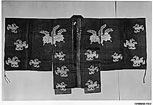 紫地桐模様長絹|Noh Costume (Chōken) with Paulownia by Unknown Artist