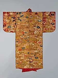 紅地流水菊模様唐織|Noh Robe by Unknown Artist