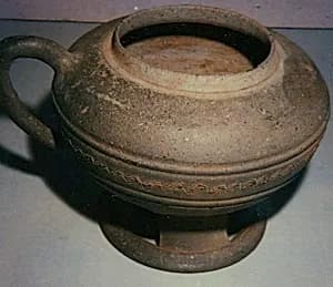 손잡이달린 굽다리항아리 삼국 신라|把手臺附壺 三國 新羅|Pedestal jar with handles by Unknown Artist