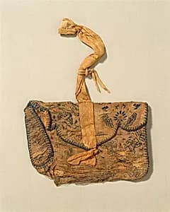 遼 嬰戯紋織錦囊|Purse with boys playing by Unknown Artist