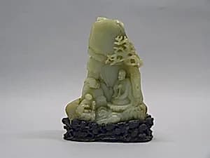 清乾隆 玉雕羅漢山子|Rocky crag with seated arhat by Unknown Artist