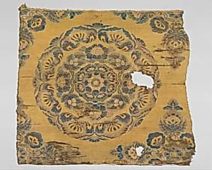 唐 黄地團花紋錦|Textile with floral medallion by Unknown Artist