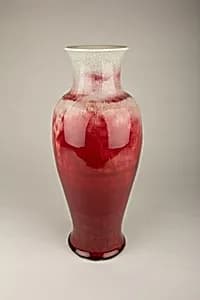 清康熙 景德鎮窯牛血紅觀音尊|Vase by Unknown Artist
