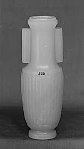 清中期 玉筯瓶|Vase from an incense set by Unknown Artist
