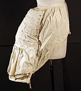 Bustle by Unknown Artist
