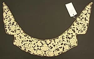 Collar by Unknown Artist