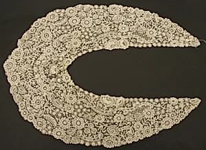 Collar by Unknown Artist