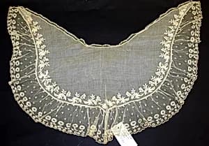 Collar by Unknown Artist
