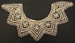 Collar by Unknown Artist