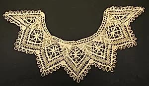 Collar by Unknown Artist