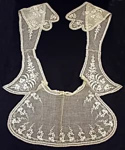 Collar by Unknown Artist