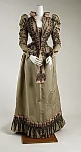 Portrait of Duval & Eagan, Robes