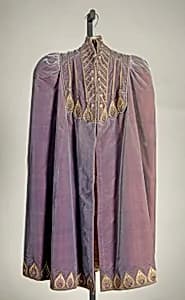 Evening cape by Emile Pingat|Maison Pingat
