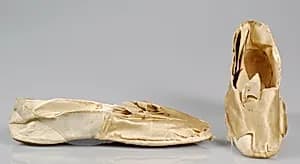 Evening slippers by Despa