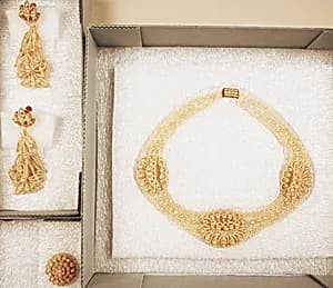 Jewelry set by Unknown Artist