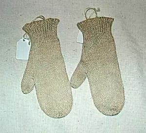 Mittens by Unknown Artist