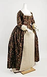 Robe à l'Anglaise by Unknown Artist