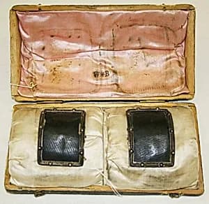 Shoe buckles by Unknown Artist