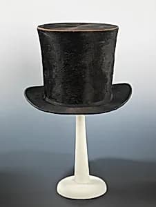 Top hat by Nash