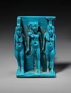 Amulet depicting Isis, Horus, and Nephthys by Unknown Artist