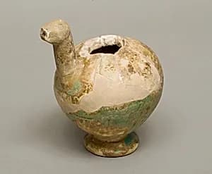 Bird shaped vase by Unknown Artist