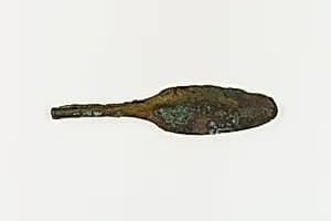 Javelin head by Unknown Artist