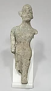 Statuette of king by Unknown Artist