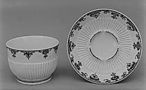 Bowl by Saint-Cloud factory