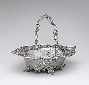 Bread basket by Paul de Lamerie